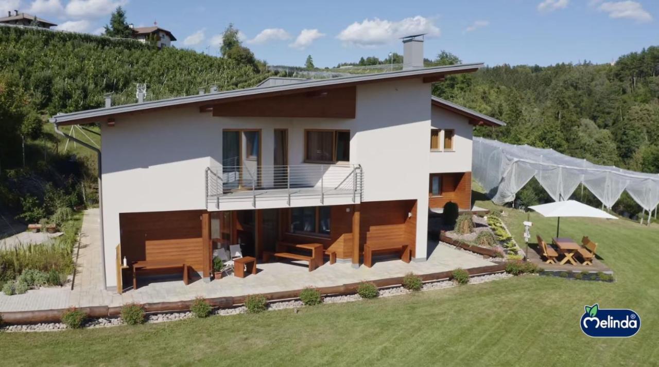 サンゼーノ Agritur I Colori Bed & Breakfast エクステリア 写真