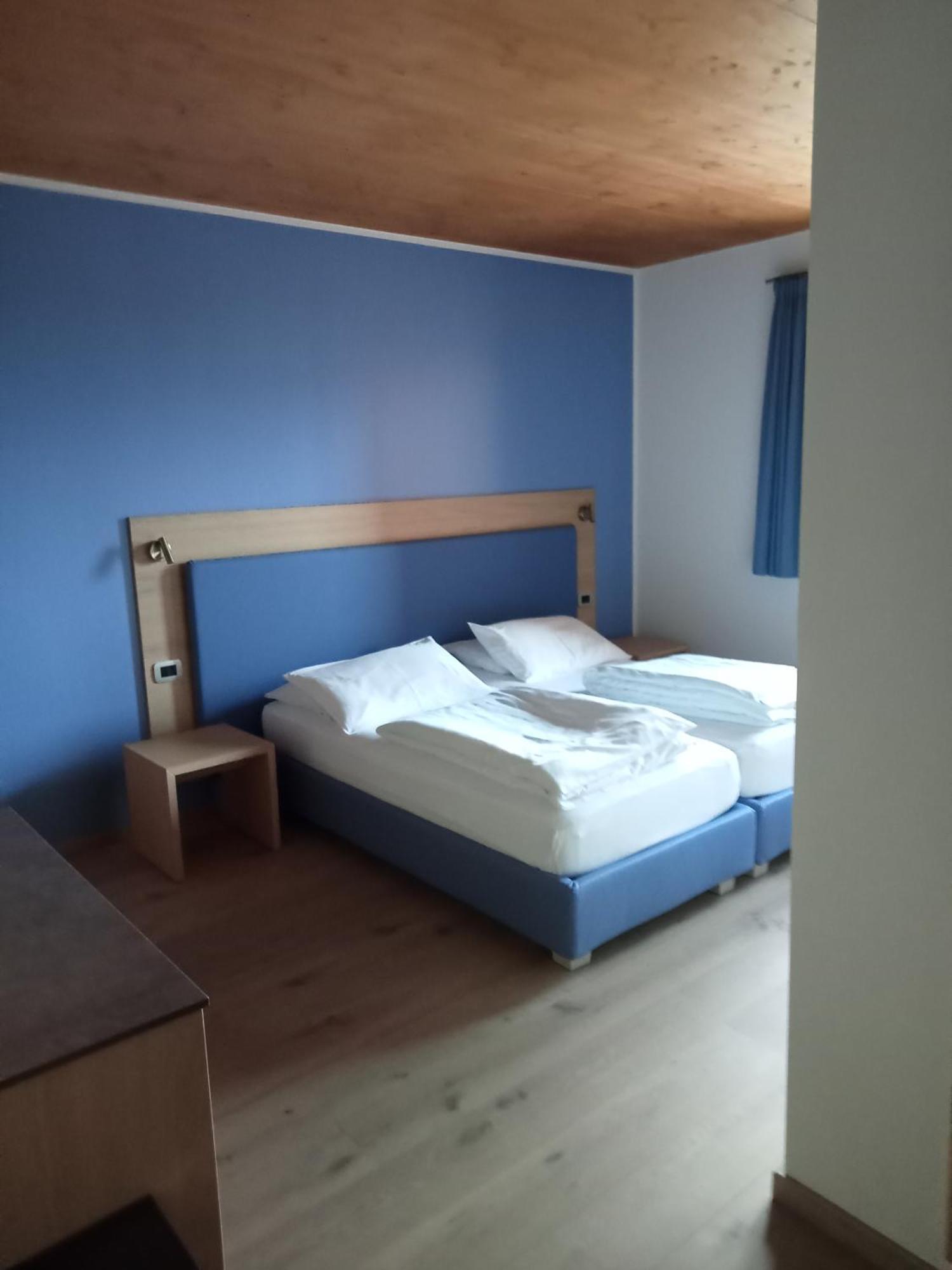 サンゼーノ Agritur I Colori Bed & Breakfast エクステリア 写真