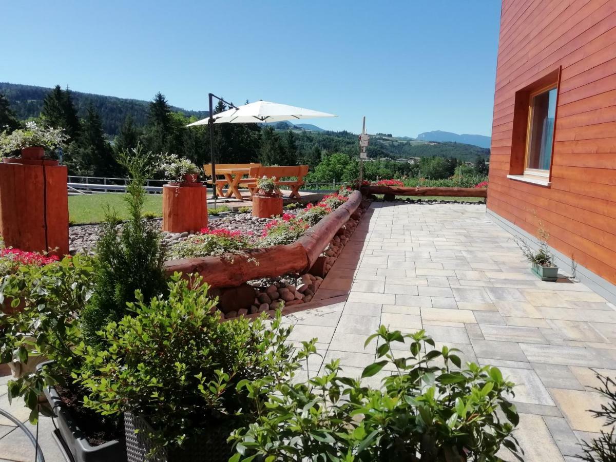 サンゼーノ Agritur I Colori Bed & Breakfast エクステリア 写真